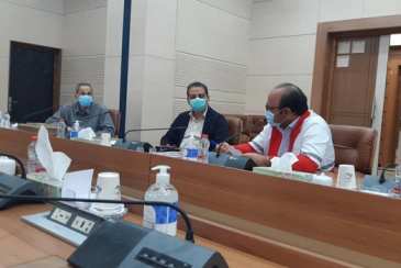 حضور جناب دکتر رنجبر، مدیر کل هواشناسی استان هرمزگان در جلسه ی "ستاد پیشگیری، هماهنگی و فرماندهی عملیات پاسخ به بحران استانداری هرمزگان" 